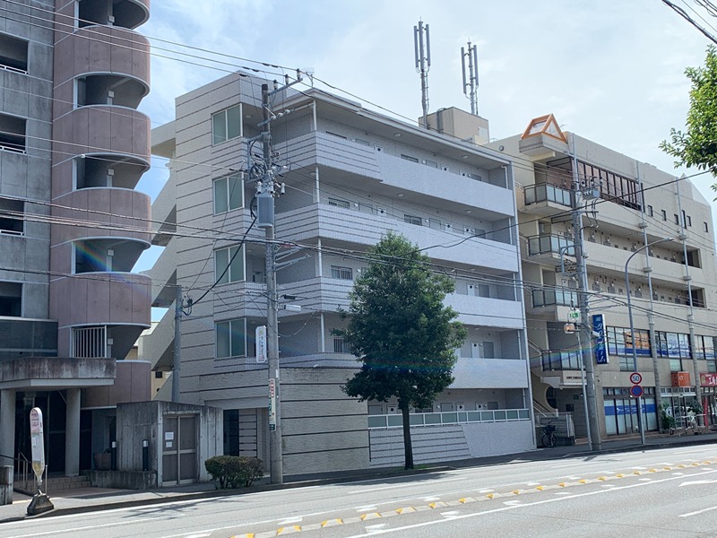 ロス・シンコ・ソラール 301号室 外観