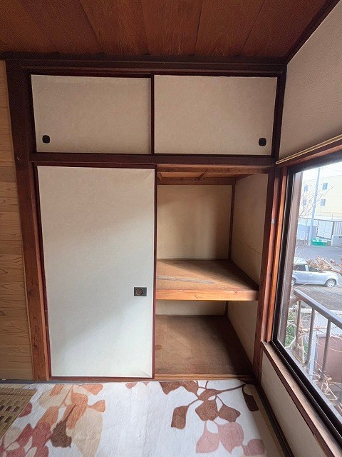 千秋荘（天沼アパート）6畳 東側 収納