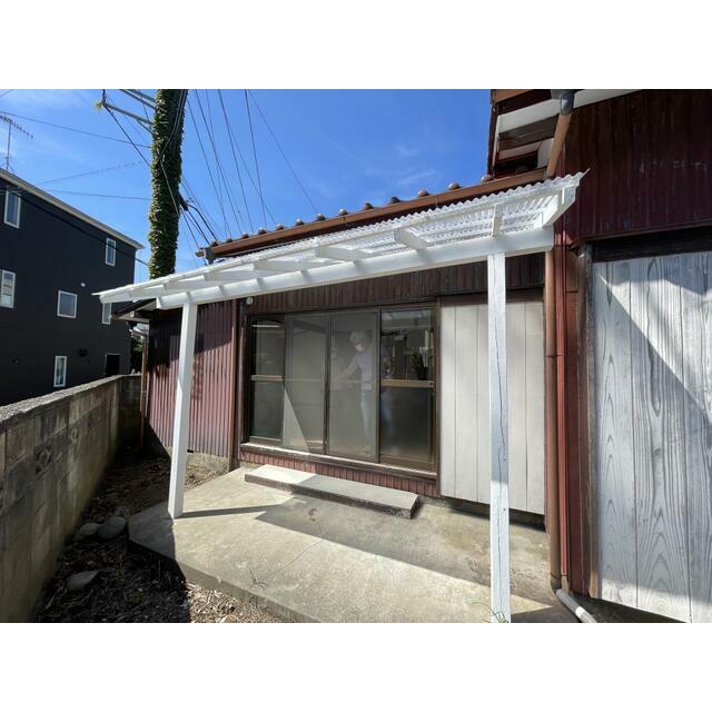 腰越津西貸家 ベランダ