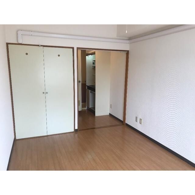 リュミエ本厚木 ベッドルーム