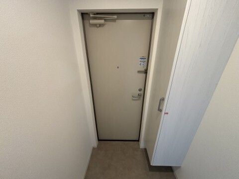 ジーメゾン伊勢原デルタ 玄関