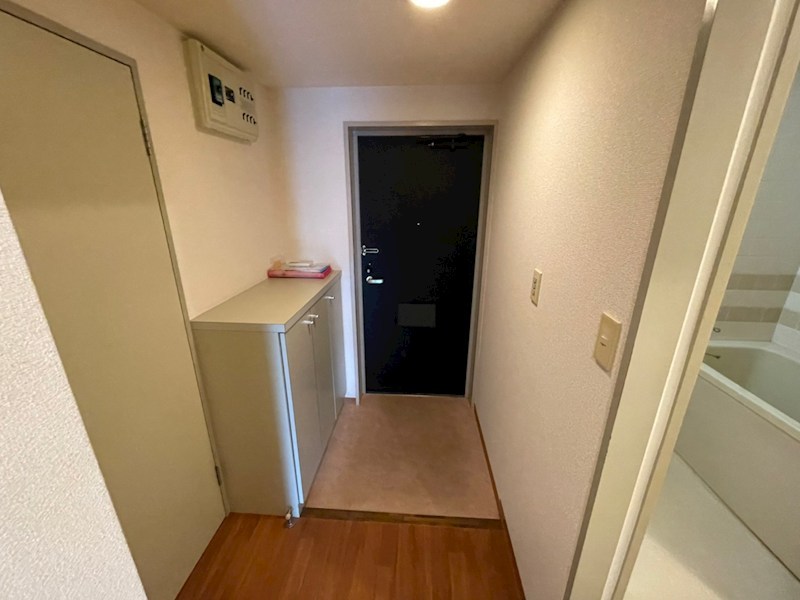 ソシエ弐番館 玄関