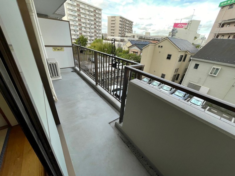 ソシエ弐番館 ベランダ
