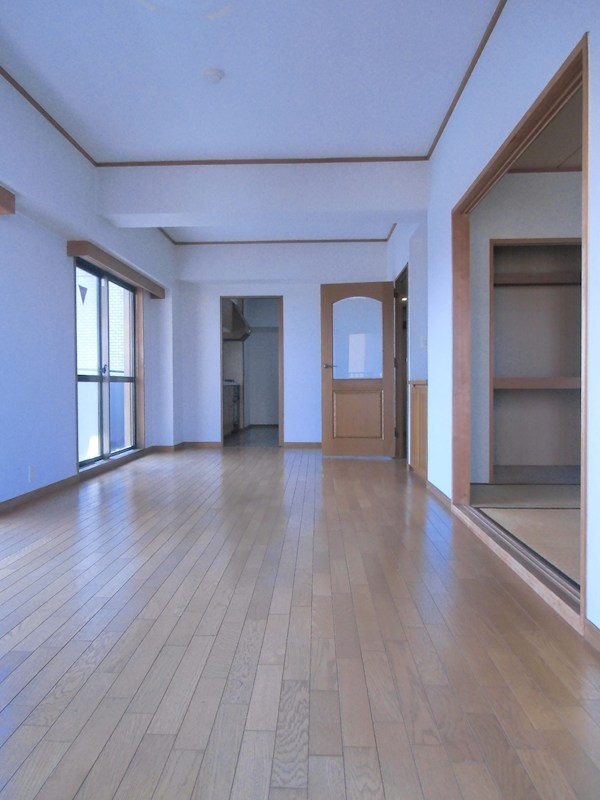ソシエ弐番館 リビング