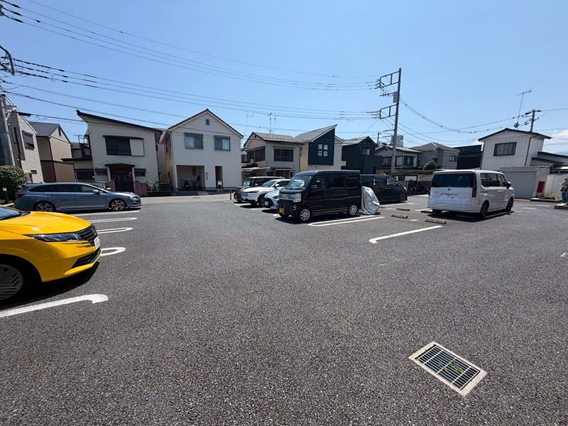 エアリーファイン１ 駐車場