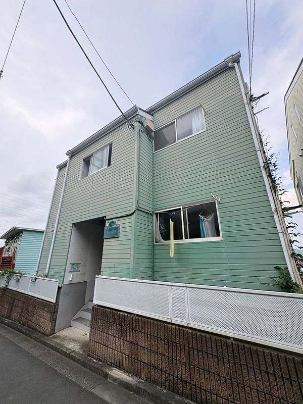 プラーズ愛甲A棟 A102号室 外観