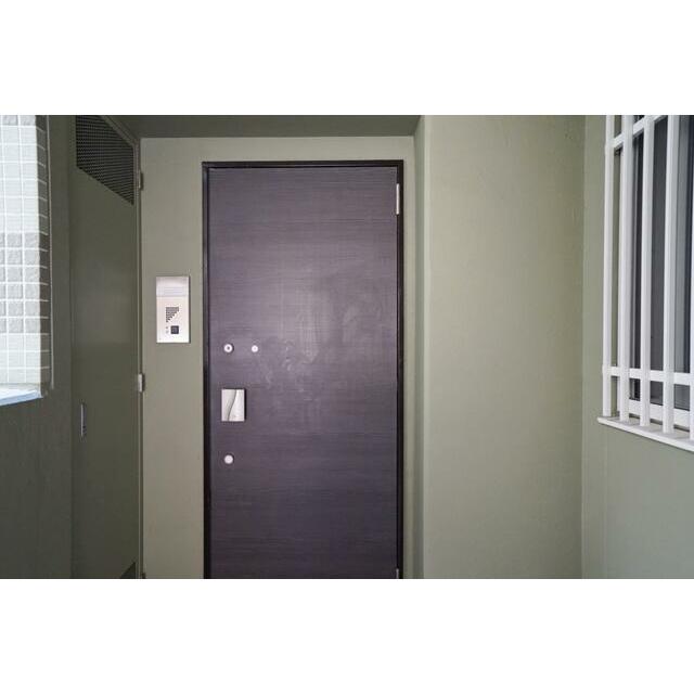 アデニウム真鶴３階 玄関