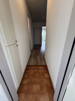 ハイツアザレア 玄関