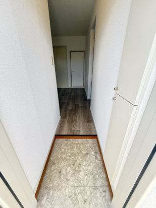 ハイツアザレア 玄関