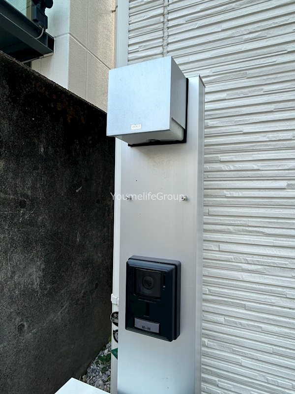 藤沢市朝日町戸建 エントランス