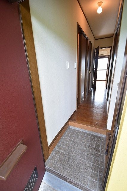 足柄ハイツ  玄関