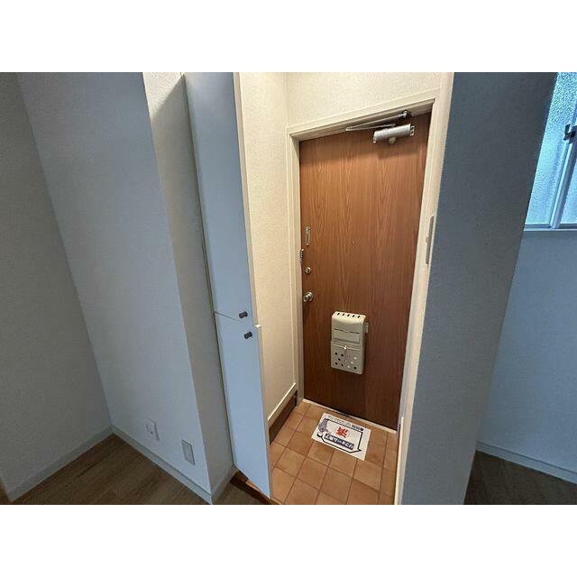 コート城山 玄関