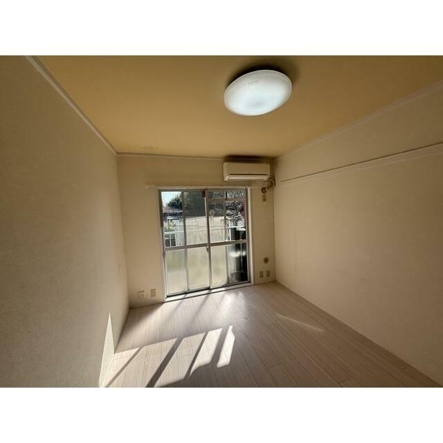 シャトール田口戸塚Ⅰ リビング
