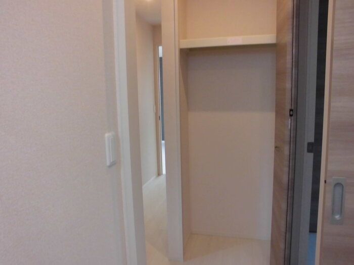エトワールＭ　A棟 玄関