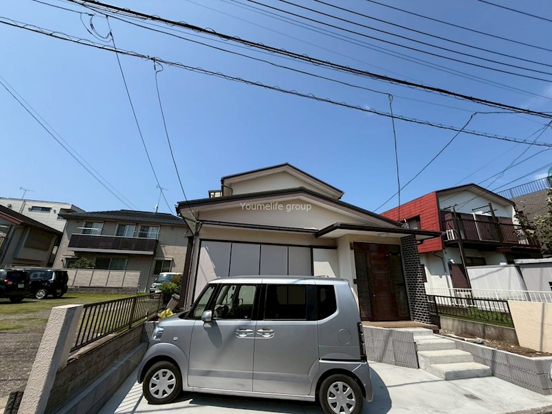 湘南台戸建貸家 駐車場