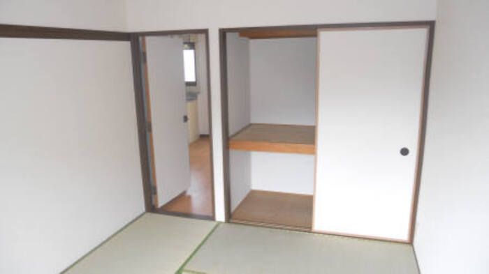 グランデュール福山　B 収納