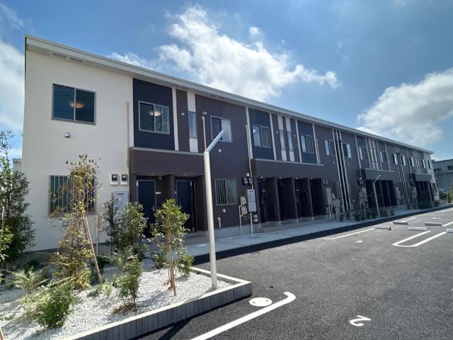 AQUA(アクア) 外観
