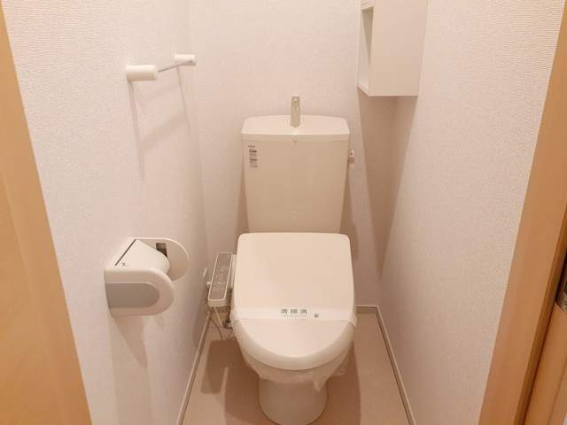 ロイヤルモアＣ ベッドルーム