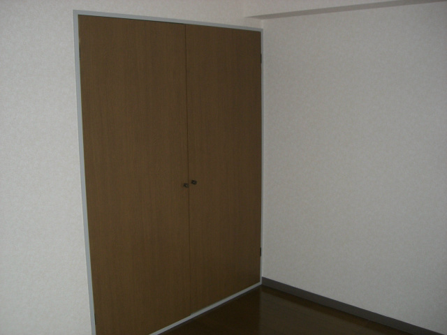 プロミネント  その他