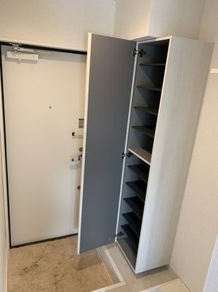 ベイルーム辻堂元町Ⅱ 玄関