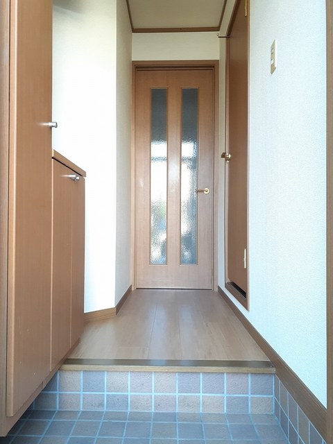 リーヴヴィラ 玄関