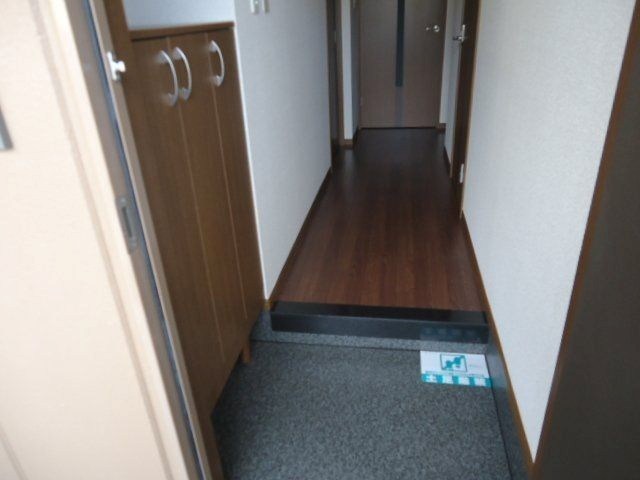 ラベンダー湘南 玄関