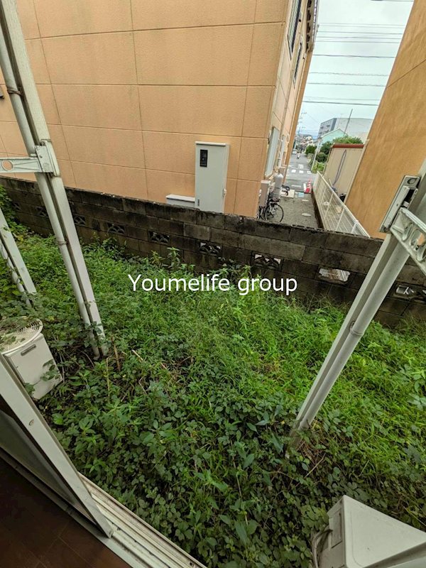 ペルソンヌ下依知 ベランダ