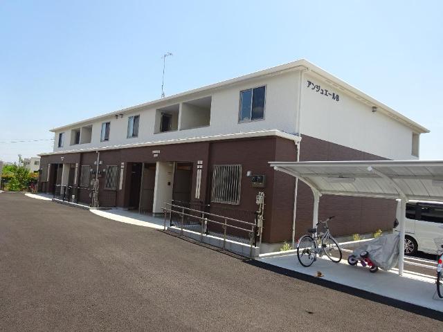 アンジュエールＢ 外観