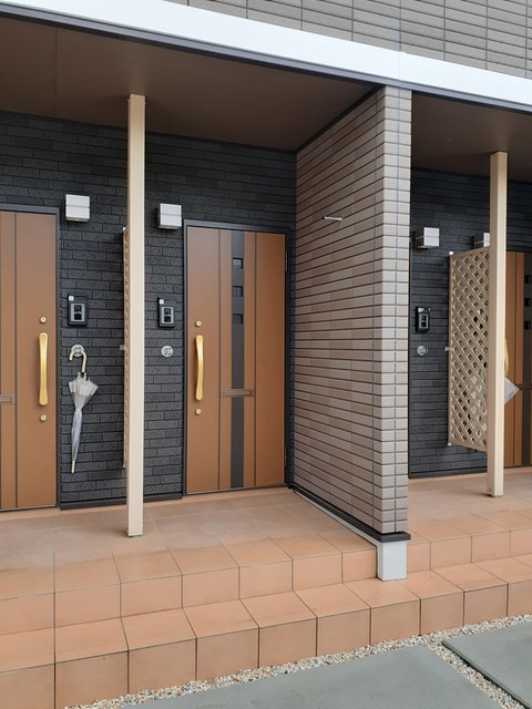 アクティブ　スカイ 玄関
