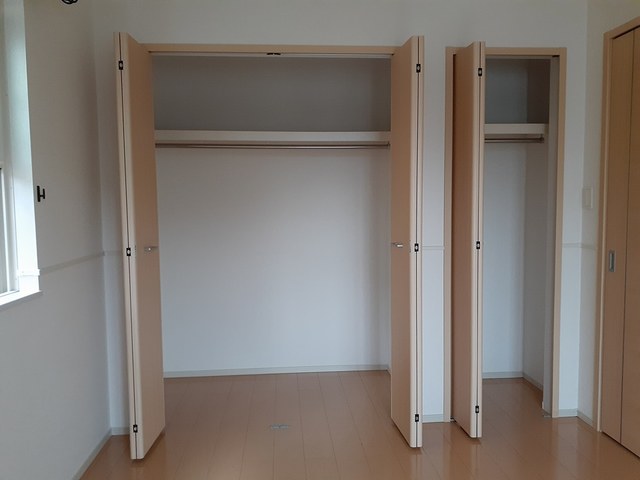 ブライトフラワーＤ 収納
