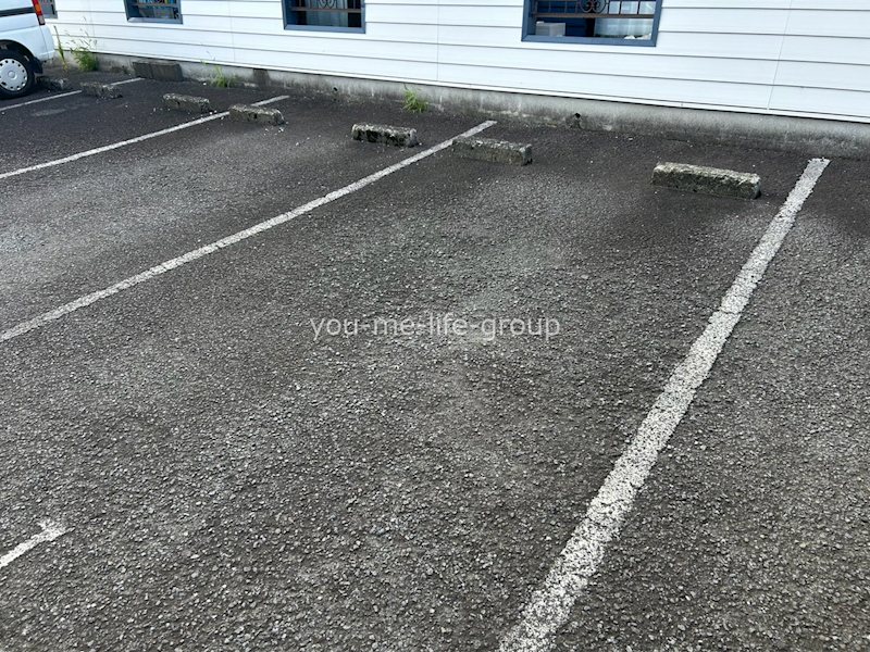 アメニティ片野 駐車場