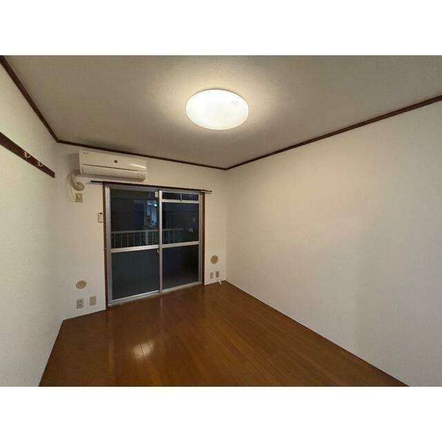 シャトール田口戸塚Ⅰ リビング