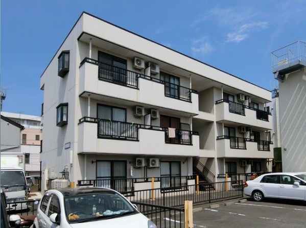 ジュネス内海 外観