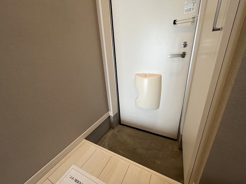 フラットヒル 玄関