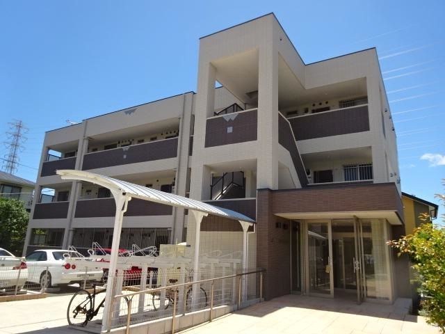 ルミナスパークサイド 201号室 外観