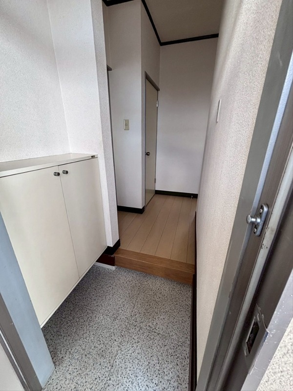 ジュネスナカタ　２号 玄関