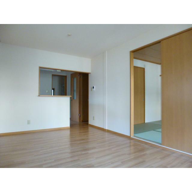 ウィンディア参番館 リビング