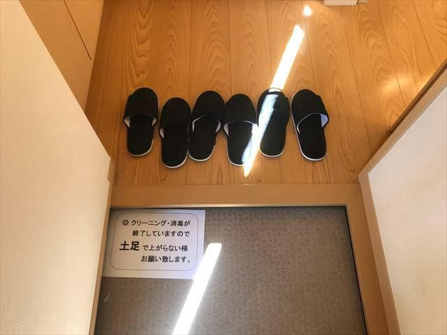 プリムローズＢ 玄関
