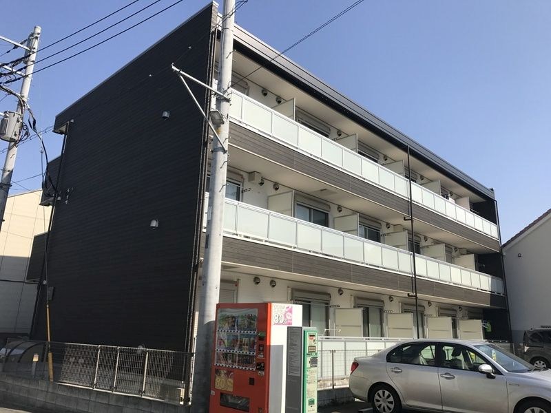 リブリ・ヴェルジュ本厚木 302号室 外観