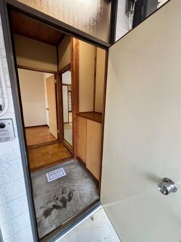コーポ西湘 玄関