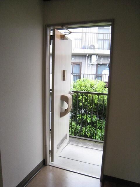 コーポ端山 玄関