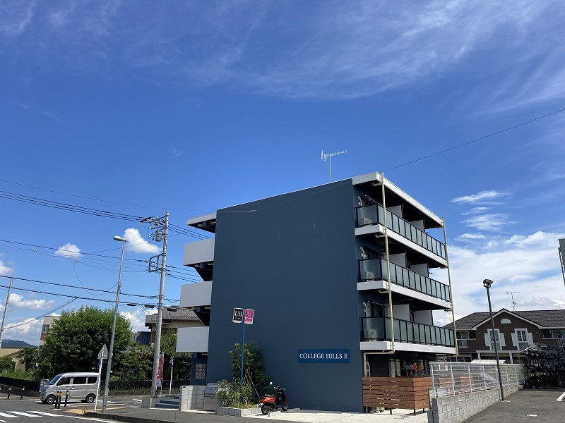 カレッジヒルズE 201号室 外観