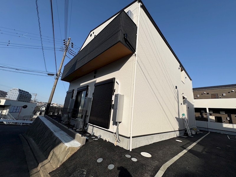 アザーレ・ソラ東海大学前A 103号室 外観