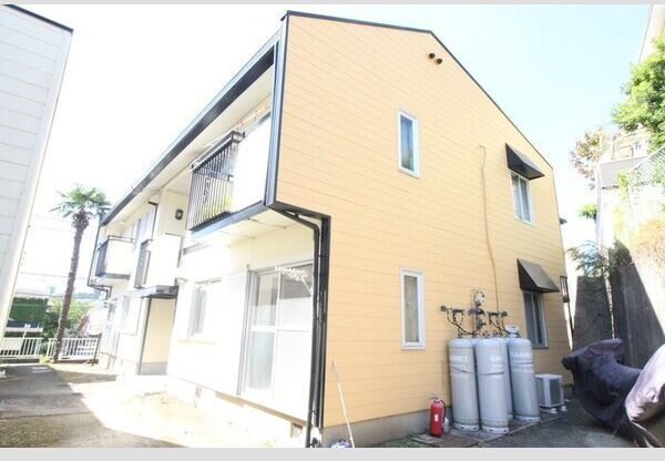 神奈川県中郡二宮町中里 エントランス
