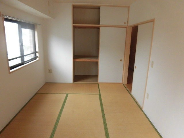 神奈川県横浜市戸塚区上矢部町 収納
