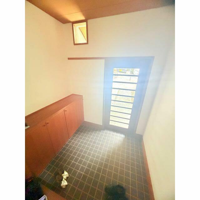鎌倉市長谷５丁目住宅（０００６１４２） 玄関