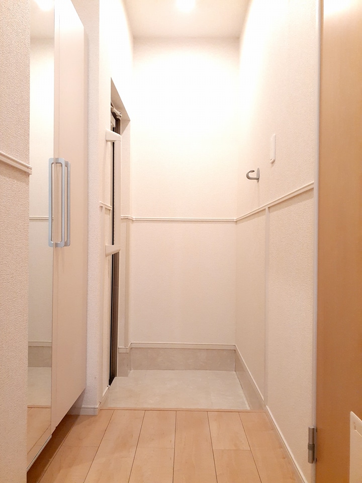グランデ湘南 玄関