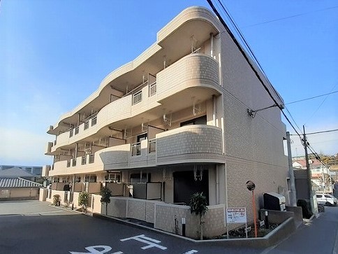 アヴニール 102号室 外観