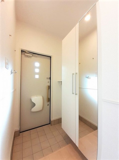 グランディール天神 玄関