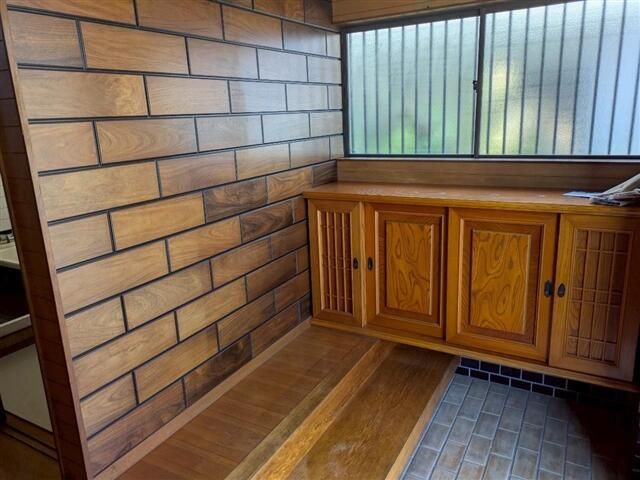 平戸町店舗併用住宅 玄関
